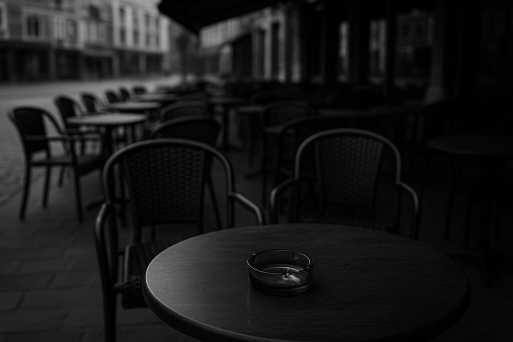 Fumer en terrasse : une liberté qui disparaîtra en 2027